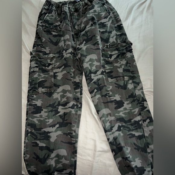 Fashion Nova Pants & Jumpsuits Fashion Nova Army Colored Cargo